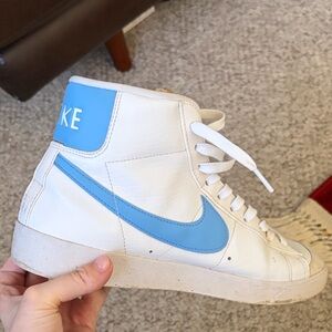 Nike Blazer Mid 77 Next Nature White Carolina University Blue High-Tops 10.5
